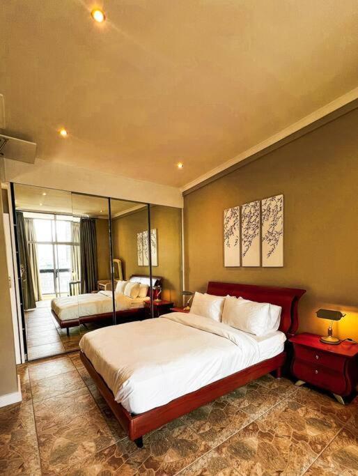 Large 74m2 Aprtm - Cozy Cpt - 200 Mbps Internet Kaapstad