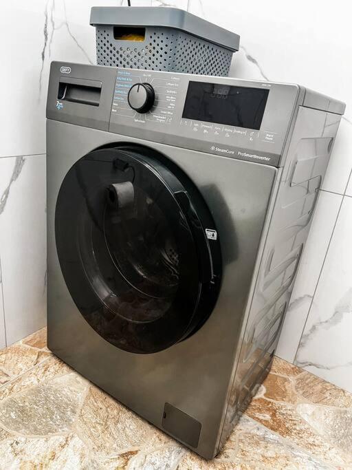 Large 74m2 Aprtm - Cozy Cpt - 200 Mbps Internet Appartement